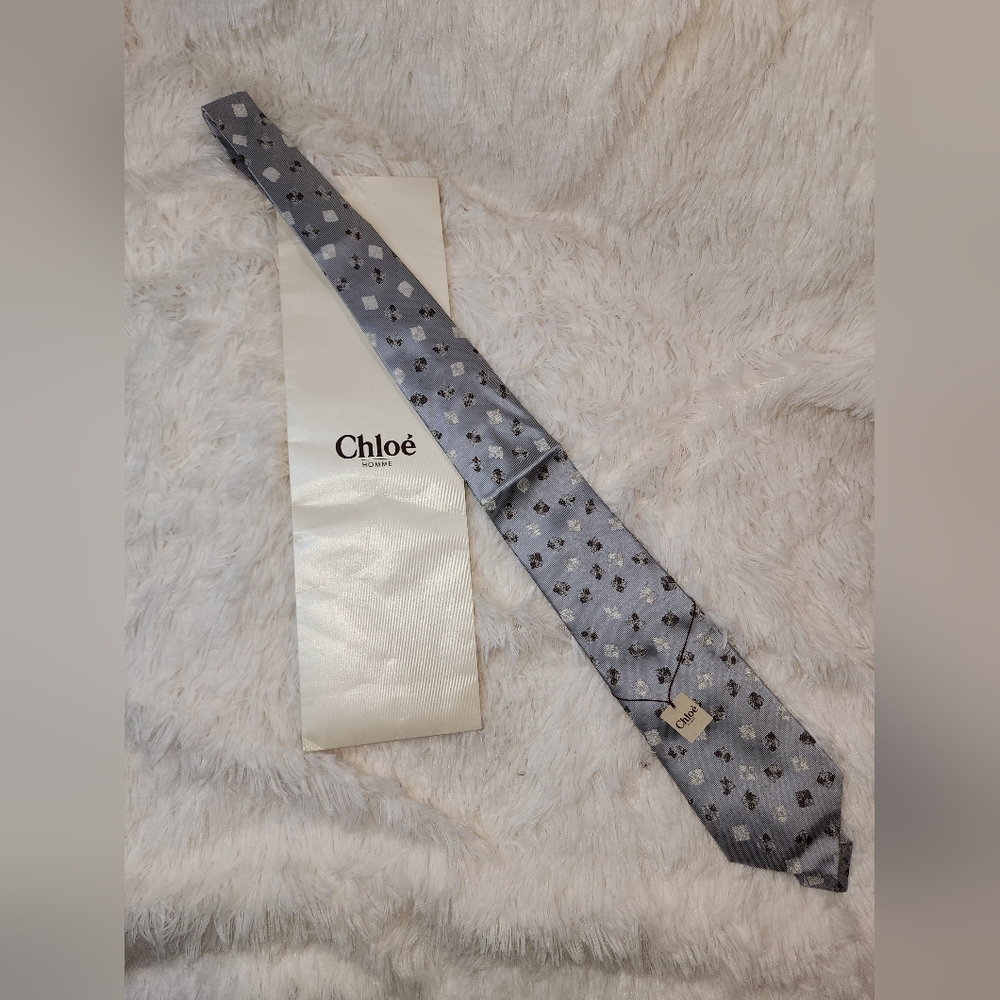 Chloé Blue-Grayish Patterned Silk Scarf - Picture 3 of 10